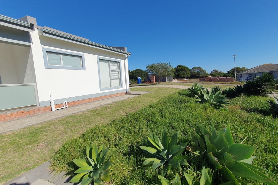 2 Bedroom Property for Sale in Paradise Beach Eastern Cape